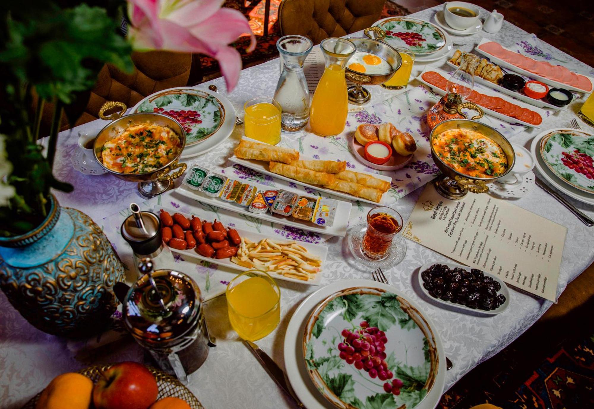 Royal Antique Boutique Hotel Baku Exterior foto